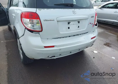 2011 Suzuki Sx4 Jx z USA, uszkodzony, nr VIN JS2YA5A37B6300033